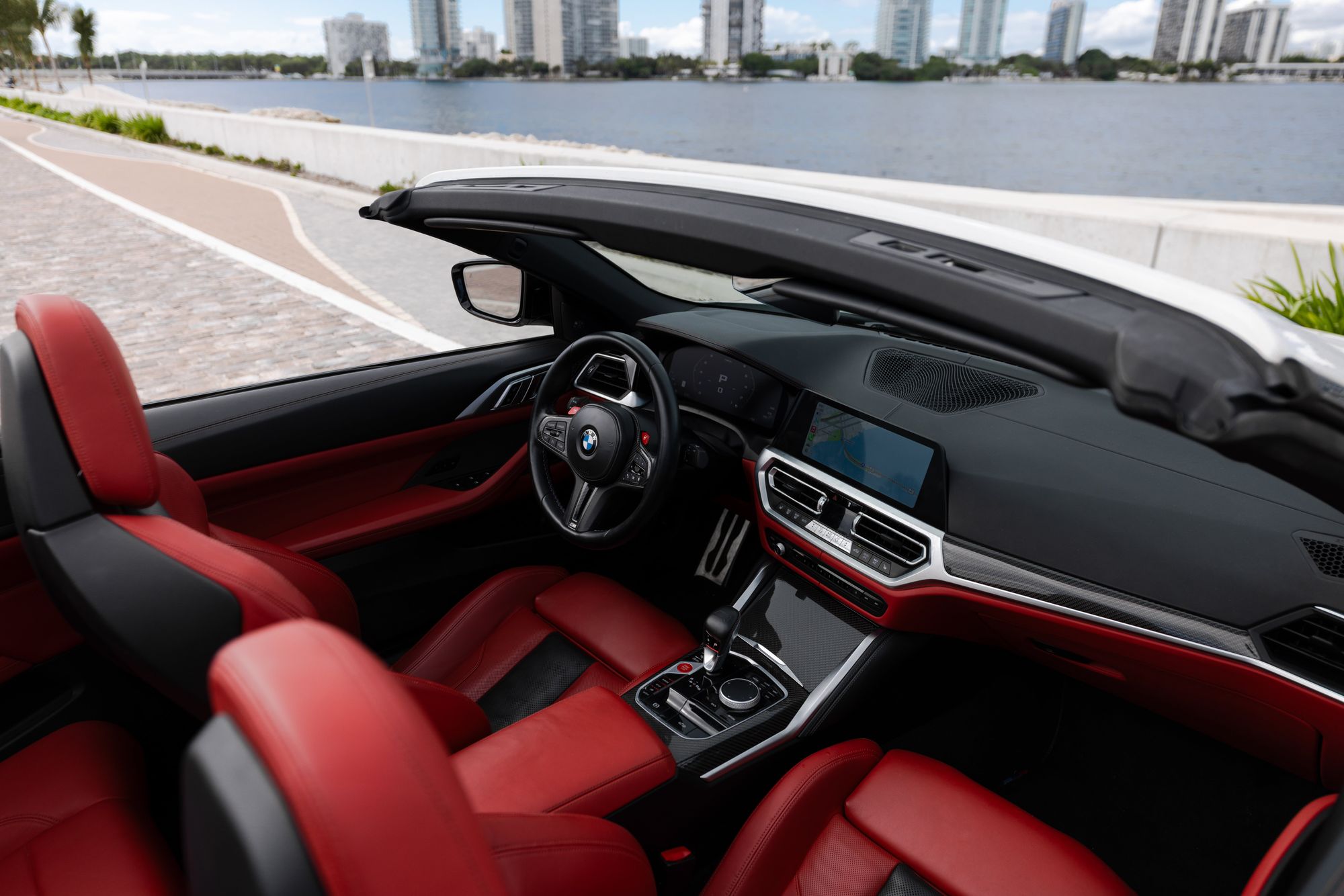 BMW M4 Competition 4